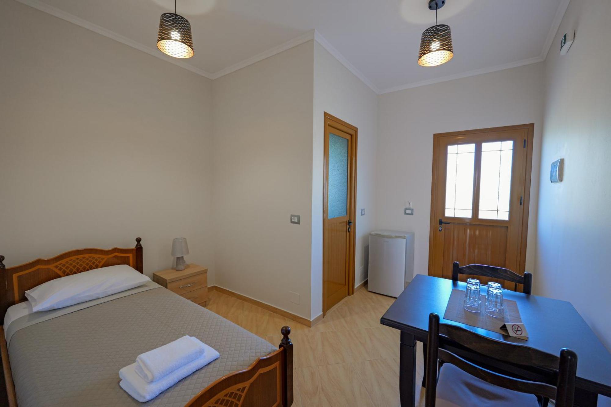 Hotel Deja Vu Ksamil Quarto foto
