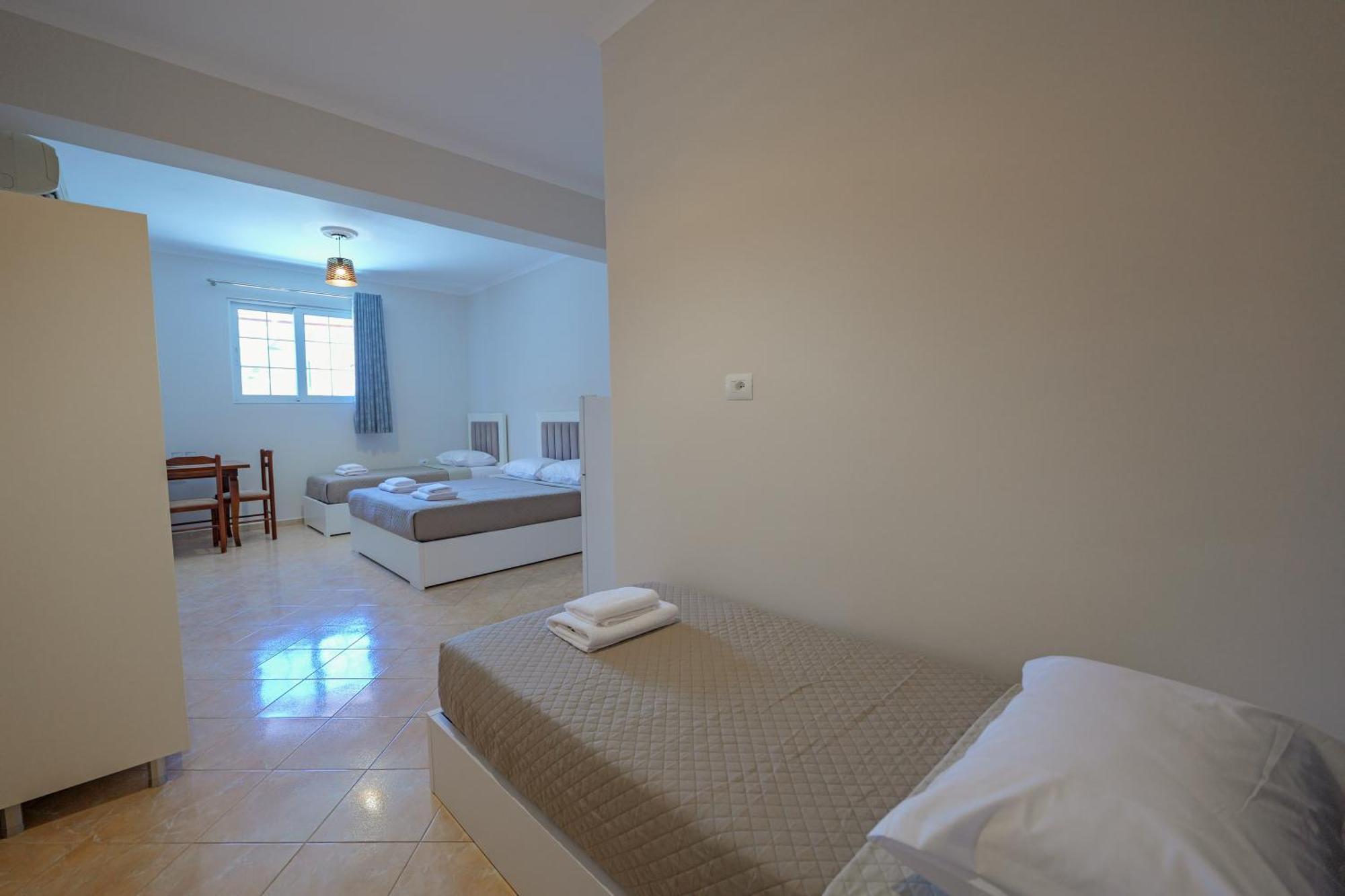 Hotel Deja Vu Ksamil Quarto foto