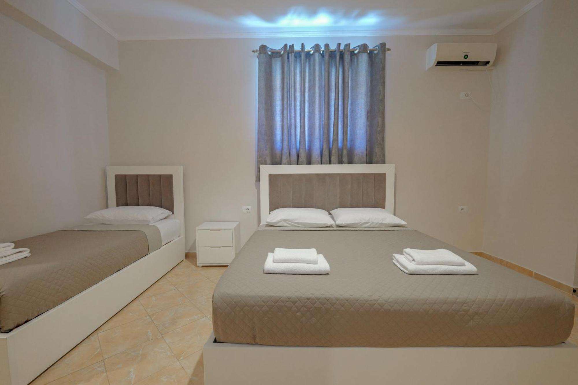 Hotel Deja Vu Ksamil Quarto foto